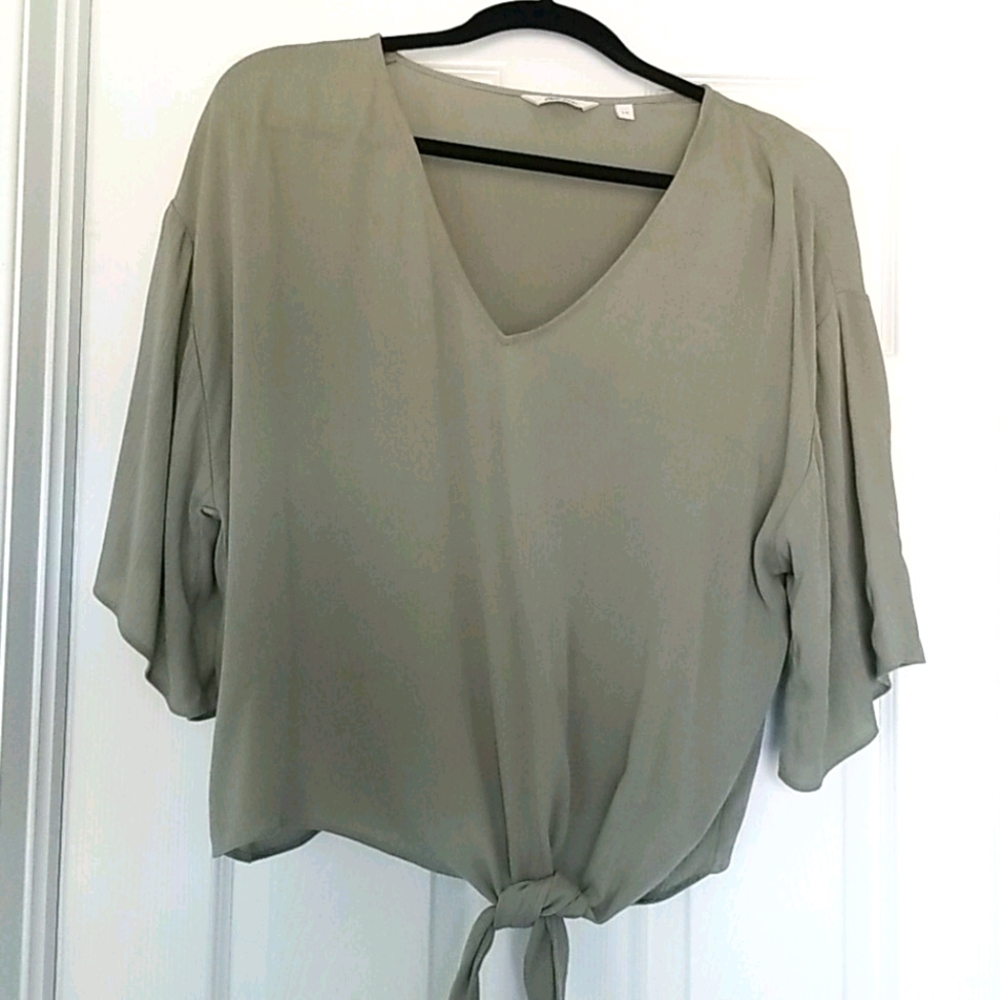 Reitmans large moss green blouse